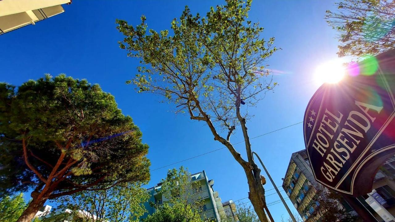 Hotel Garisenda B&B - In Centro A Riccione - Kültér fotó