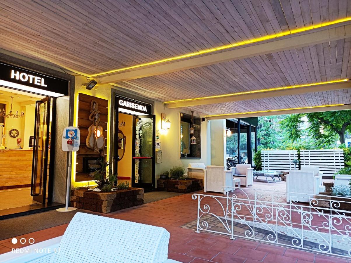 Hotel Garisenda B&B - In Centro A Riccione - Kültér fotó