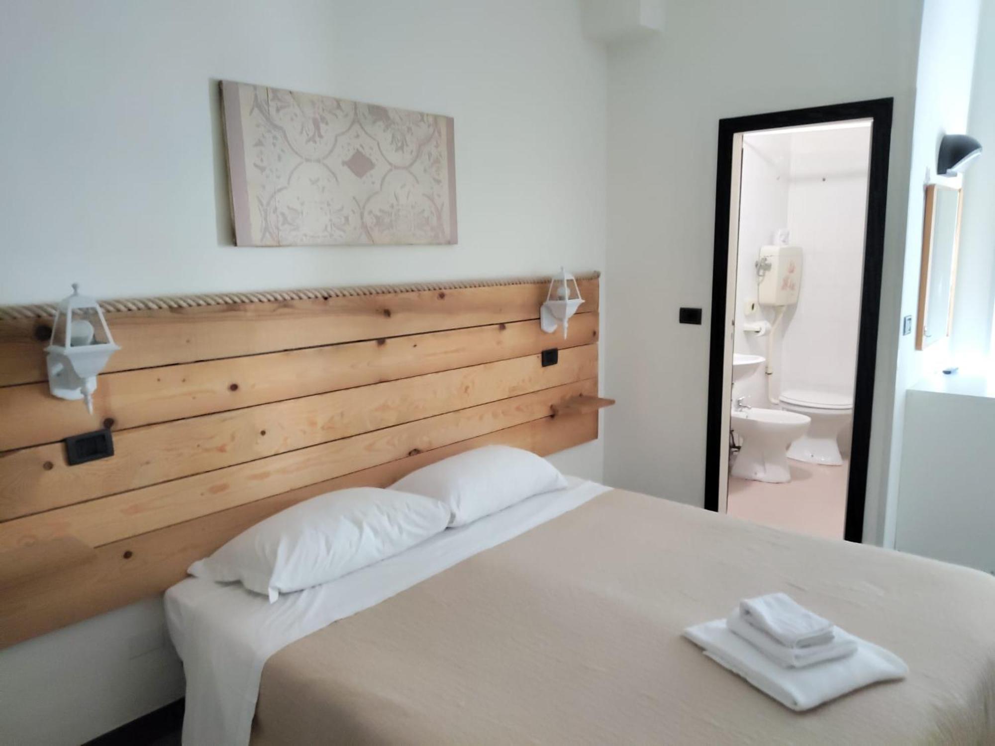 Hotel Garisenda B&B - In Centro A Riccione - Kültér fotó